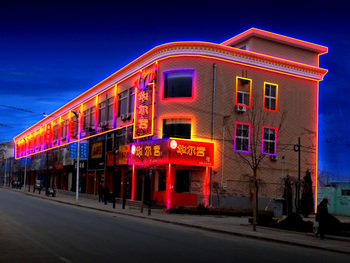 如何設(shè)計(jì)能夠提升古建筑亮化照明效果